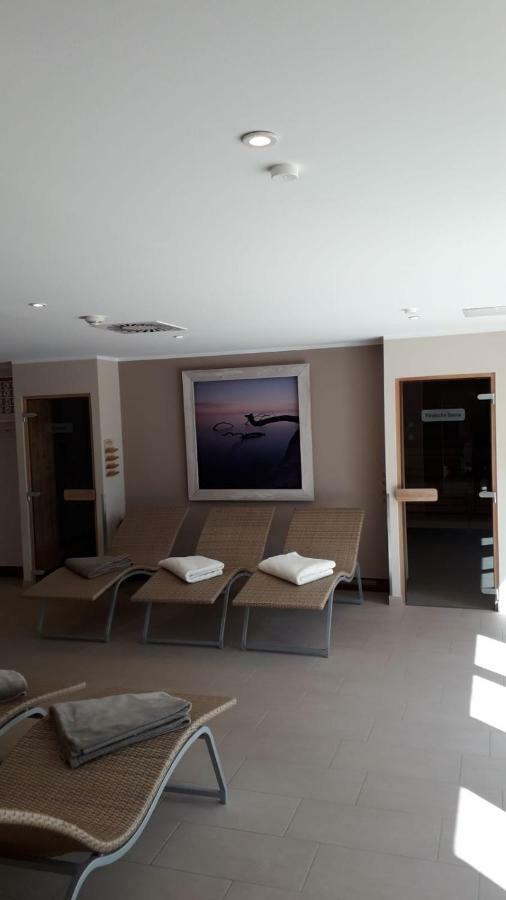 3 Zimmer Ferienwohnung Haus Meeresblick Mit Meerblick A005 Mit Suedterrasse Und Strandkorb 바베 외부 사진