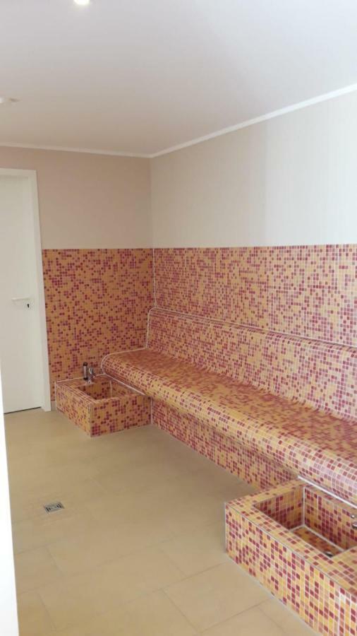 3 Zimmer Ferienwohnung Haus Meeresblick Mit Meerblick A005 Mit Suedterrasse Und Strandkorb 바베 외부 사진